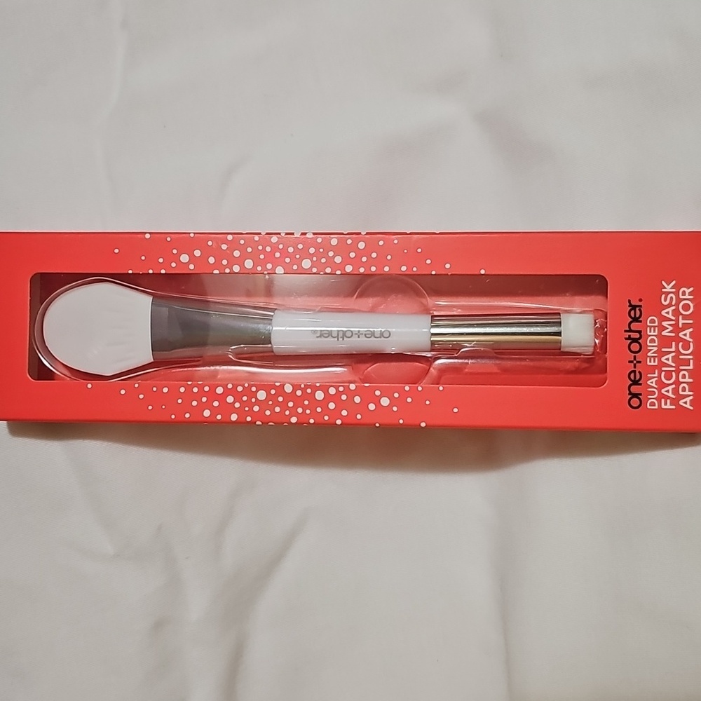 one+other Dual Ended Facial Mask Applicator New - Picture 8 of 8